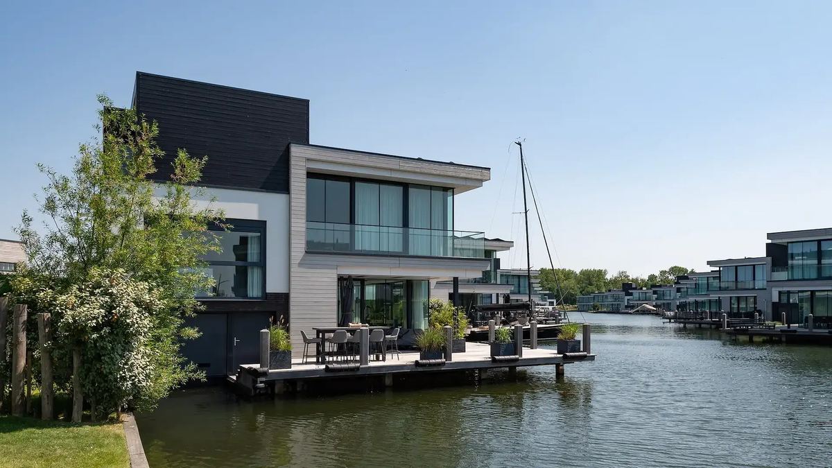 Villa — Amsterdam
